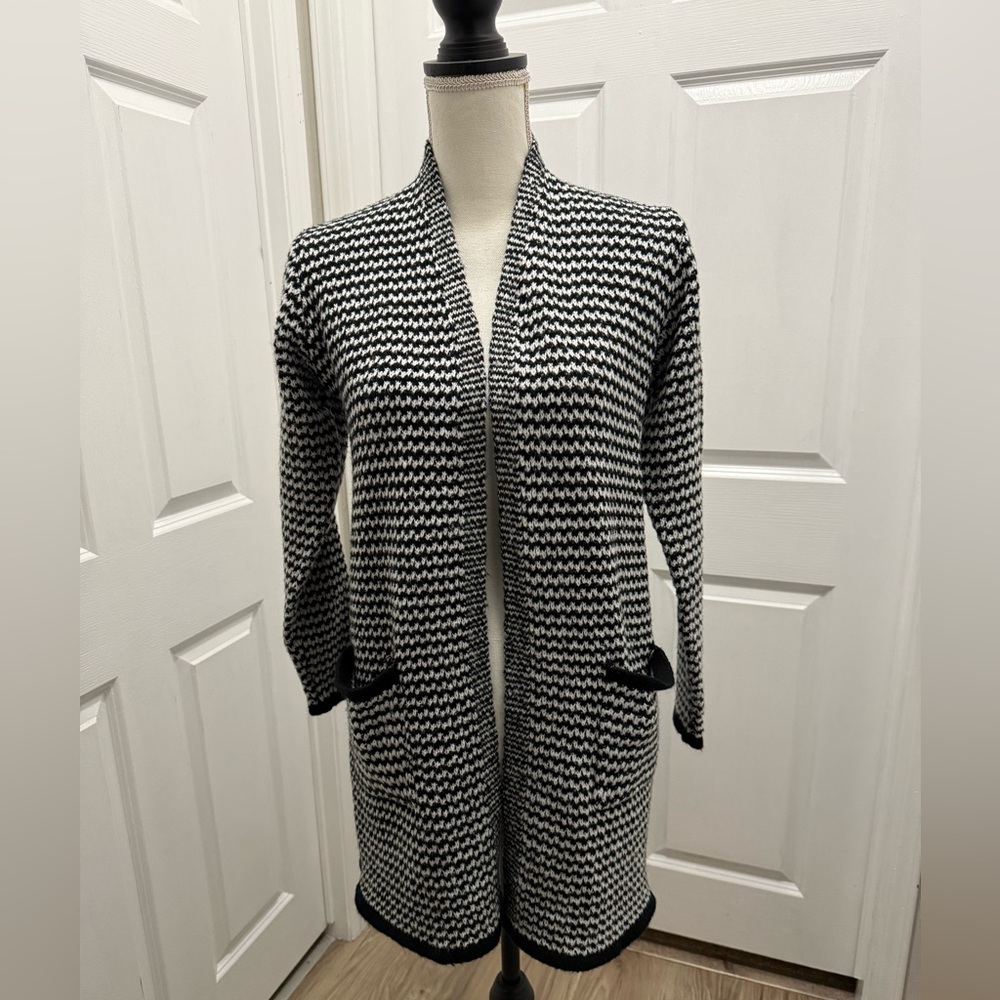 Nine West Women’s Sweater Size XS